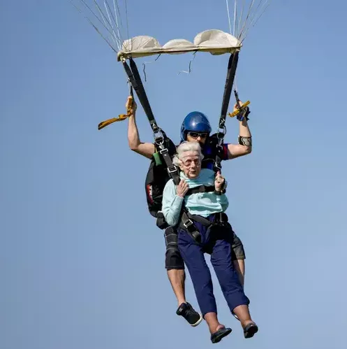 104-year-old woman dies days after going skydiving to break Guinness World Record