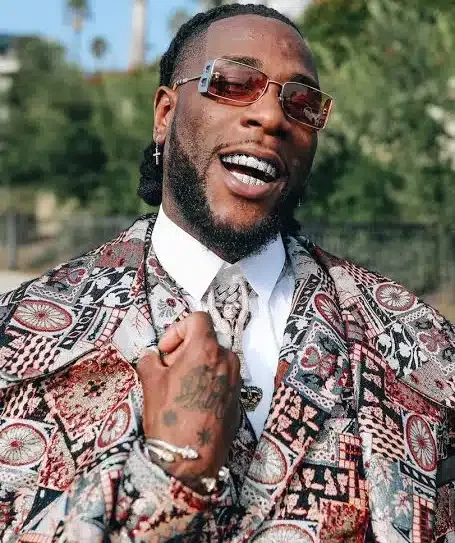 Burna Boy shows love, rewards market women in Ghana with billboard, others for dancing to his song, 'City Boys'