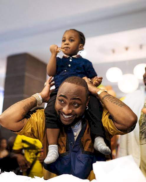'Na Davido temperament be this' - Nigerians react to video of Ifeanyi storming off angrily as ice cream vendor tricks him with sleight of hand (Video)