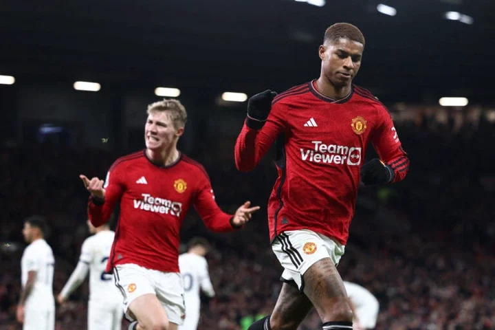 Marcus Rashford wants to 'stay on good terms' with Man United unlike Jadon Sancho