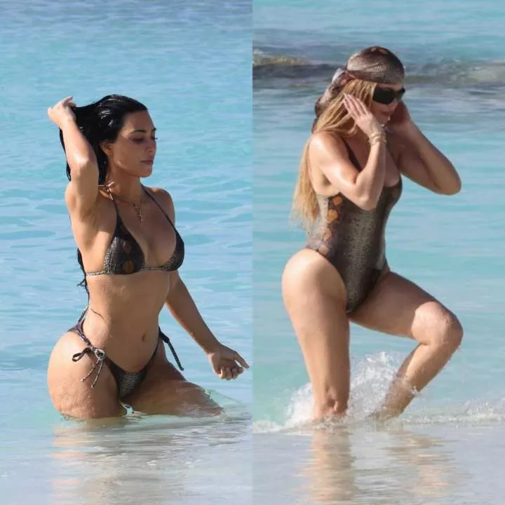 Kim and Khloé Kardashian wear sexy matching snakeskin swimsuits during vacation (photos)