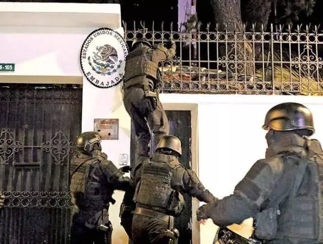 ?Outrage against international law?- Mexico breaks diplomatic ties with Ecuador after police raid embassy to arrest former Vice president