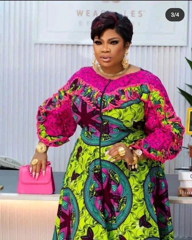 Ravishing Ankara Styles Mothers Can Rock to Wedding Ceremonies.