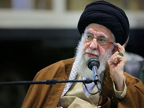 Hamas's Method for Releasing Israeli Captives Shows Their Magnificence to the World' Says Khamenei