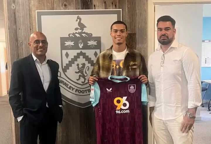 Ronaldinho's Son Mendes Joins Burnley