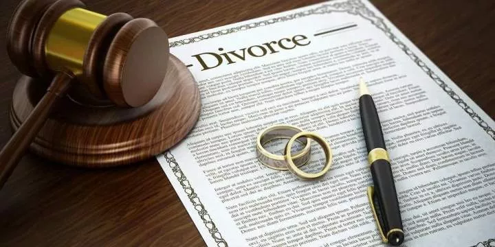 Lawyer laments rising divorce rate over 'other room deprivation'