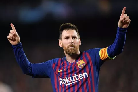 Lionel Messi and the 7 times he carried the burden of leading Argentina and Barcelona on his back.
