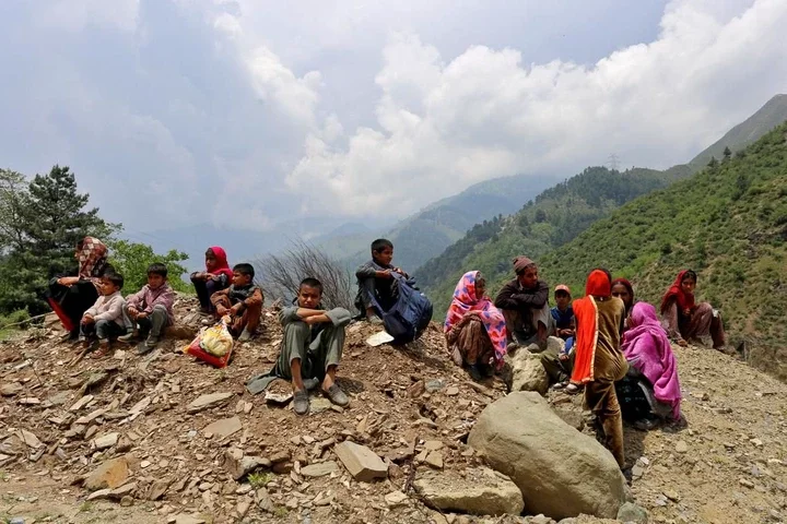 Villagers evacuated from line of fire along India-Pakistan border fear going back
