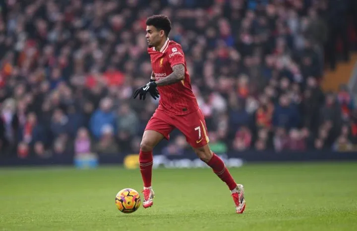 Marcus Rashford vs Luis Diaz - Analysing the best option for Barcelona