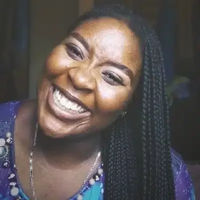Lady recalls how intending boyfriend broke her heart after inviting her over to pound yam for him Lady recalls how intending boyfriend broke her heart after inviting her over to pound yam for him