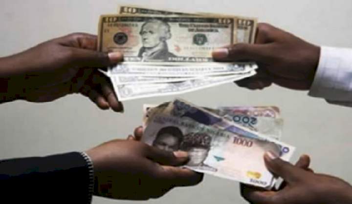 Traders Lose As Naira Rebounds To 720/Dollar