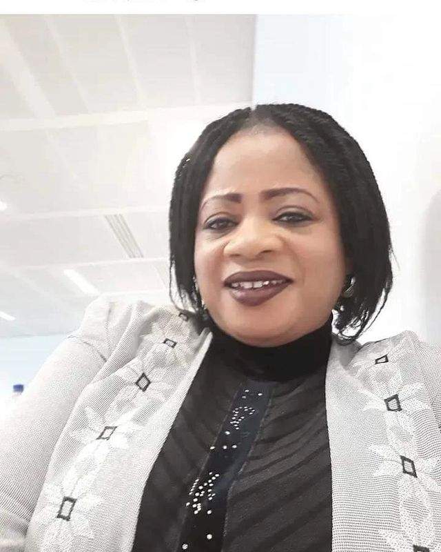 Parents seek justice as proprietress moves to UK after collecting tuition, graduation fees and closing down school (Video)