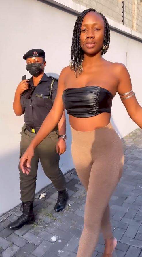 'Can you do this in the US?' - Nigerians lambaste dancer, Korra Obidi for twerking in front of her Police escorts (VIDEO)