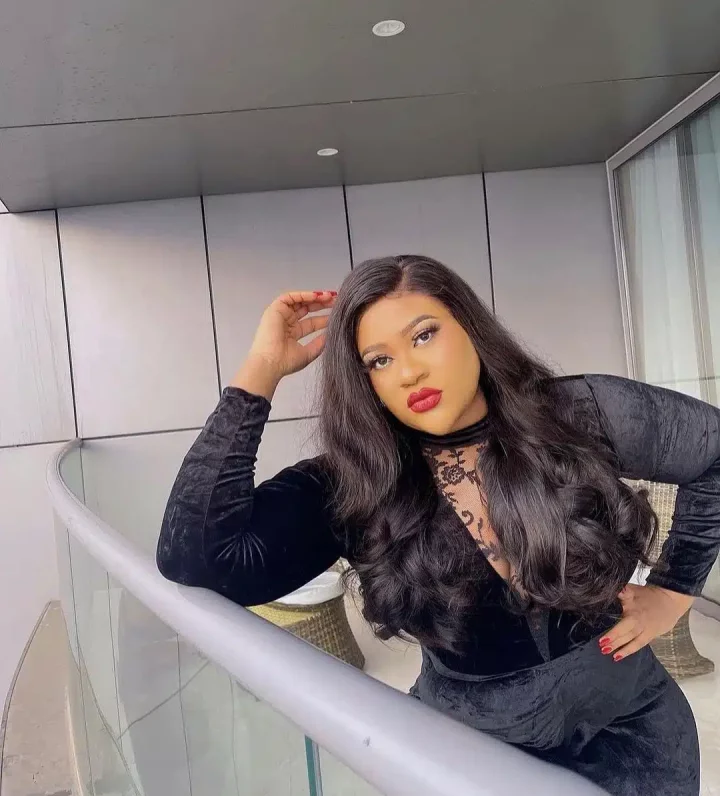 Nkechi Blessing blows hot as VeryDarkman accuses her of doing advert for skincare brand that doesn't have NAFDAC number