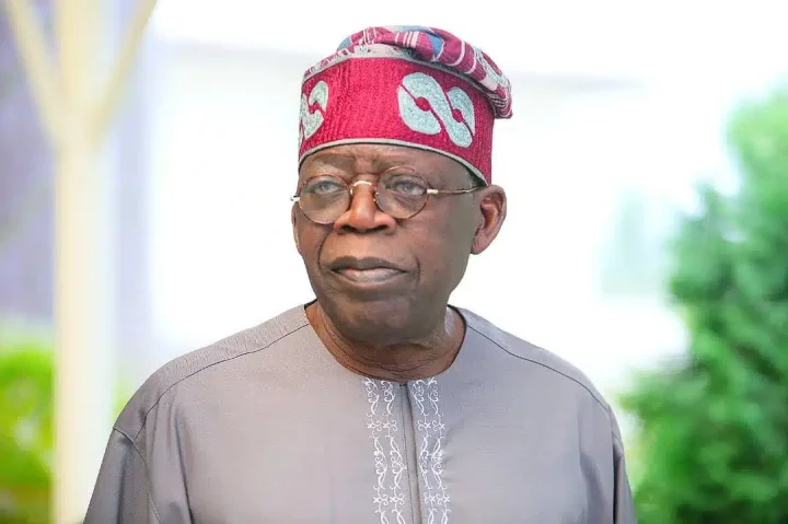 Epic moment Tinubu blew kisses to Nigerians after he was sworn in as president (Video)