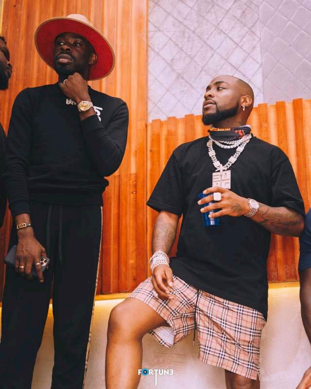 'Be careful out there' - Davido calls attention of Lagosians to rising kidnapping cases in Lekki