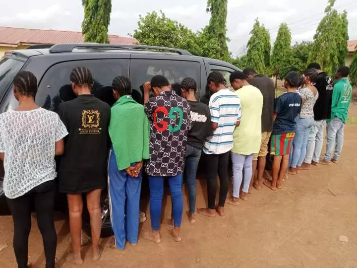 Ekiti NSCDC parades six suspects who str*pped lady, poured pepper into her pr*vate part while filming and posted the video online