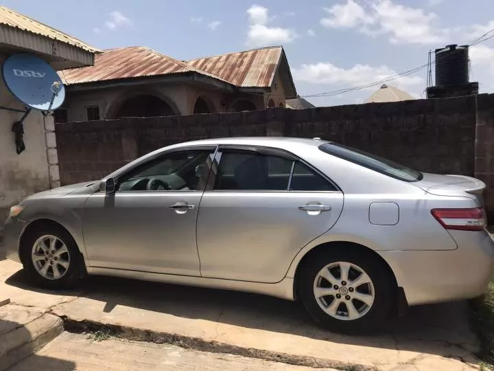 Dad reportedly buys daughter a new car for scoring 350 in JAMB