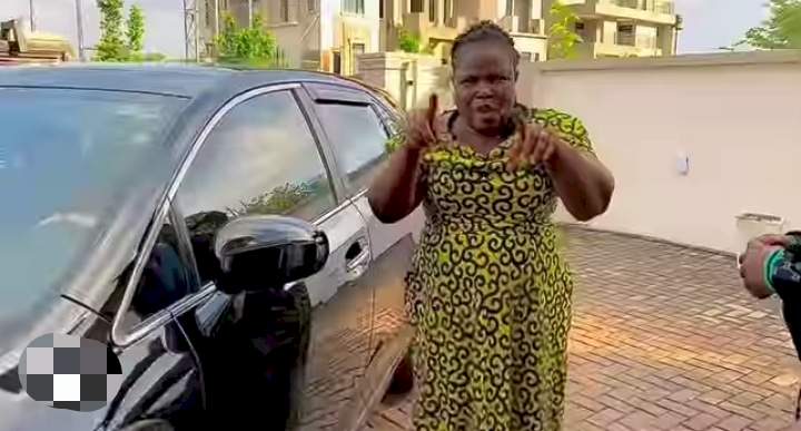 Destiny Etiko's mum showers her with prayers after she surprised her with a new car (Video)