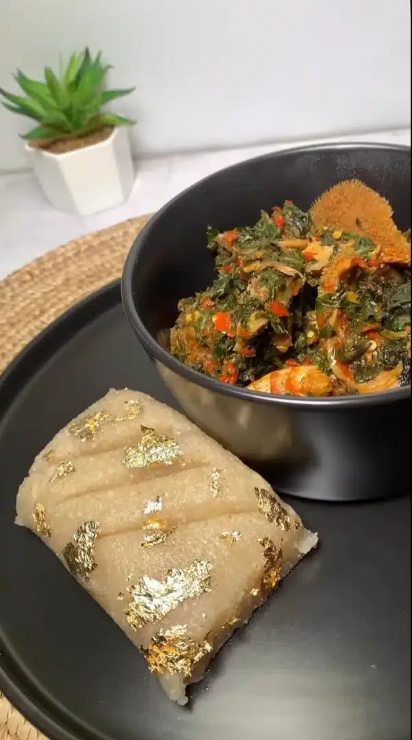 Many lose appetite as vendor flaunts N50K gold-laced eba and soup (Video)