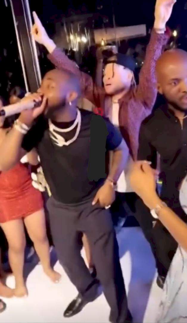 "I don't want to hear that Chioma and Davido are not together again" - Reactions as singer performs at wedding of Chioma's sister (Video)