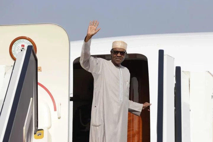 Tinubu's inauguration: Buhari jets off to Daura shortly after handing over (Video)