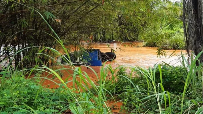 Bodies of two children of same parents yet to be recovered six days after bus plunged into Edo river