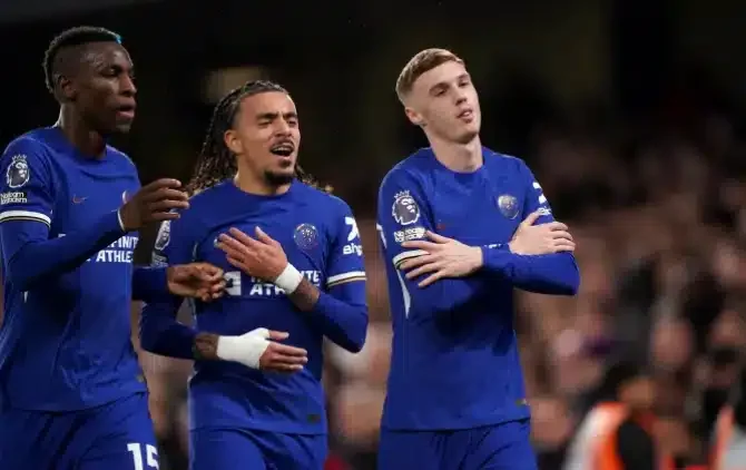 Palmer breaks seven-year spell with hat-trick in Chelsea's thrilling 4-3 win against Man United