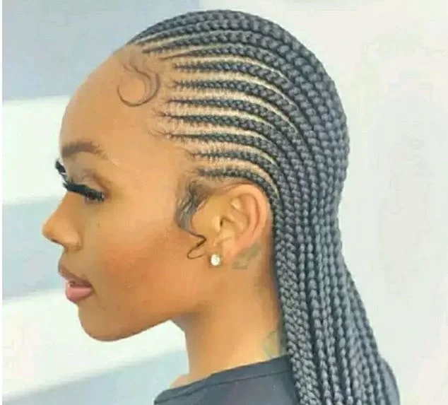 Lovely And Unique Hairstyles Ladies Should Do To Look Good