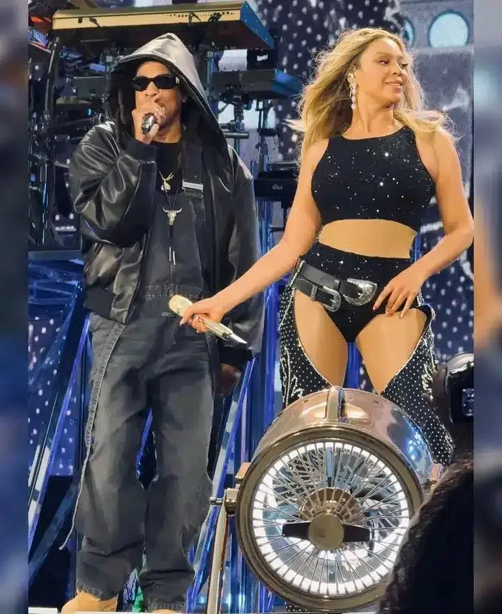 Jay-Z stirs buzz with his appearance at Beyoncé's concert