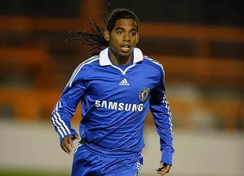 Fabio Paim playing for Chelsea - Daily Mail