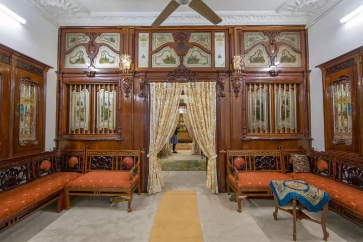 The homes' interiors were often lavishly decorated