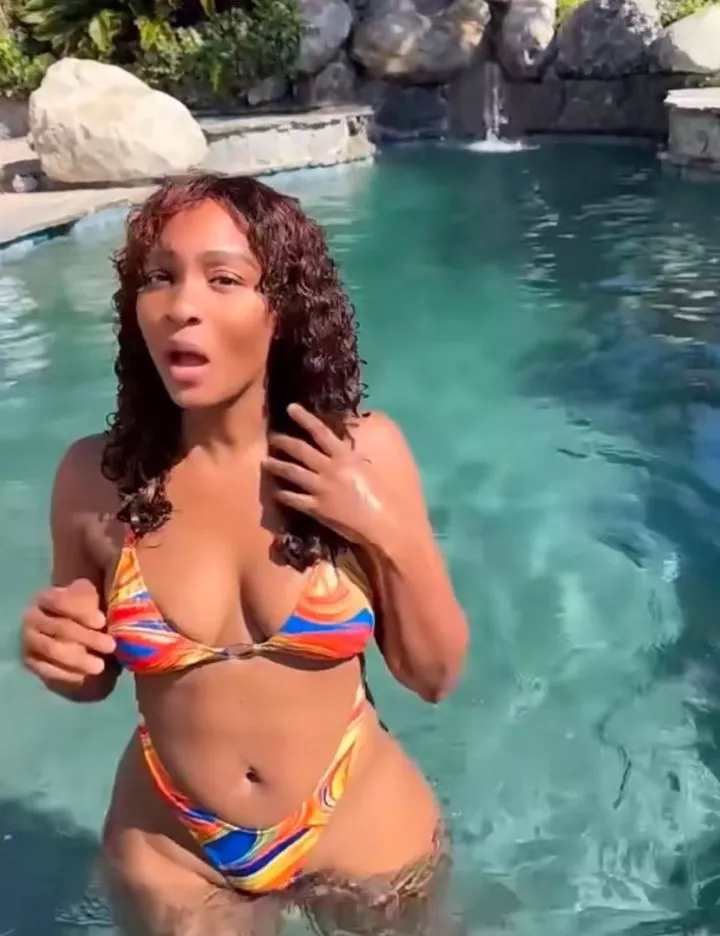 Actress Osas Ighodaro flaunts her hot body (photos/video)