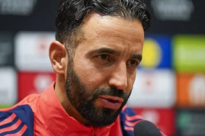 Report: Man Utd prepared to sell key attacker as Dortmund circle again Report: Man Utd prepared to sell key attacker as Dortmund circle again