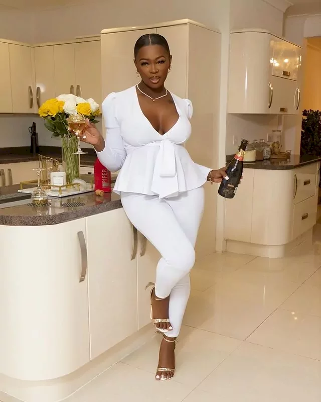 "Dissolving my marriage and moving abroad has been the toughest decision this year" - Ka3na says as flaunts interior of new house