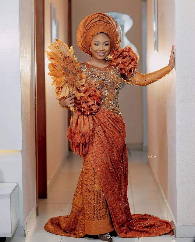 Mercy Chinwo rolls out stunning photos as she concludes white wedding (Video)