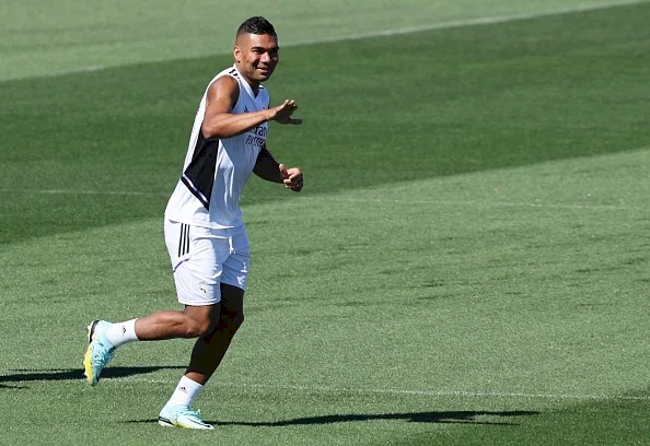 Carlo Ancelotti confirms Casemiro is leaving Real Madrid as Man Utd close in on £60m deal