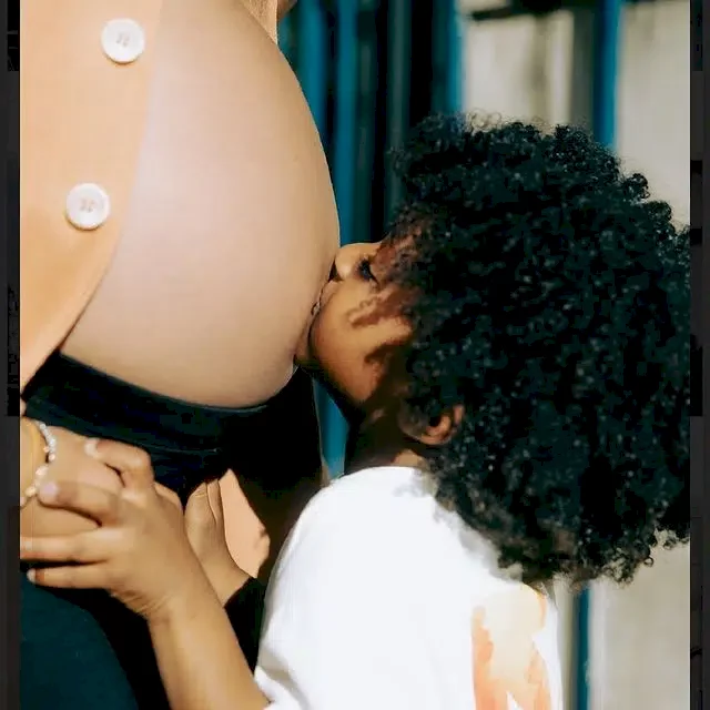 Wizkid's baby mama, Jada Pollock, hints at pregnancy due date as she flaunts baby bump