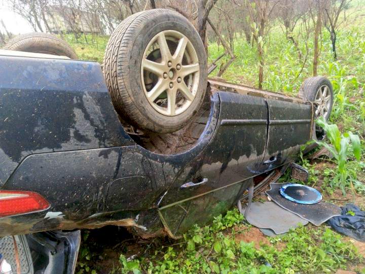 Man rejoices after surviving a ghastly car accident (Photos)