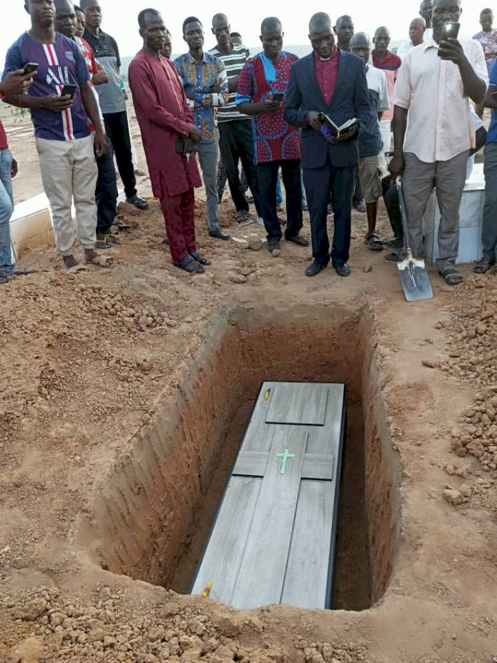 BREAKING: Remains of late Deborah Samuel buried amid tears