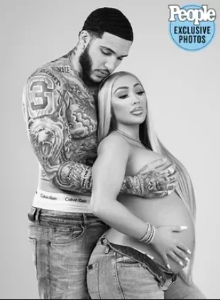 Basketball player LiAngelo Ball and Love & Hip Hop star Nikki Mudarris expecting first child together (photos)