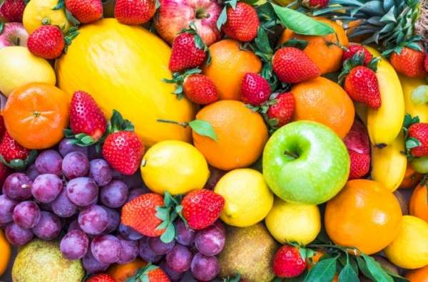 5 fruits that give your skin a flawless, timeless glow