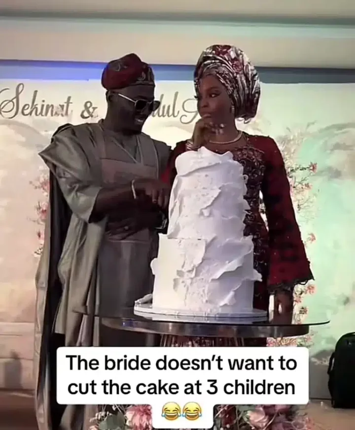 'Nobody wan born plenty again' - Reactions as bride refuse to cut cake for 3 children