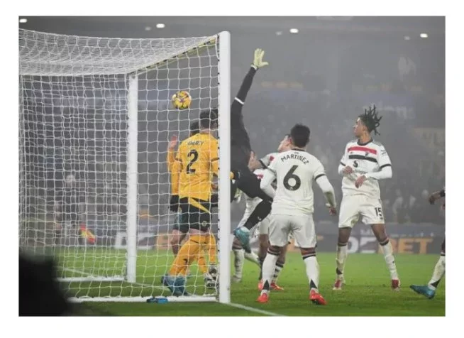 Man Utd Concede from Corner Again as Fans Slam Onana in 2-0 Defeat to Wolves