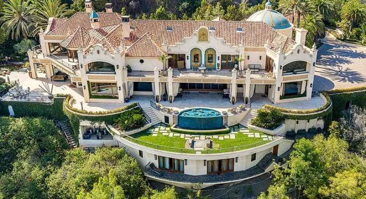 How a billionaire uses their mega-mansion depends on their lifestyle and priorities.