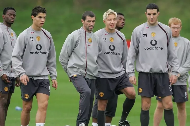 Louis Saha, Cristiano Ronaldo, Roy Keane, Alan Smith, John O'Shea, and Paul Scholes in Manchester United training