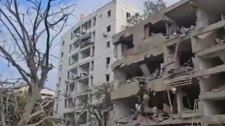 Iran fires Khorramshahr-4 missile on Israel after US strikes on its nuclear sites Iran fires Khorramshahr-4 missile on Israel after US strikes on its nuclear sites