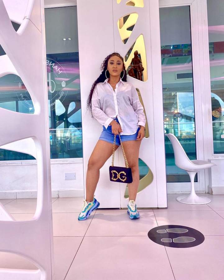 What if Churchill is cheating on you? - Rosy Meurer answers dicey questions about her marriage (Video)