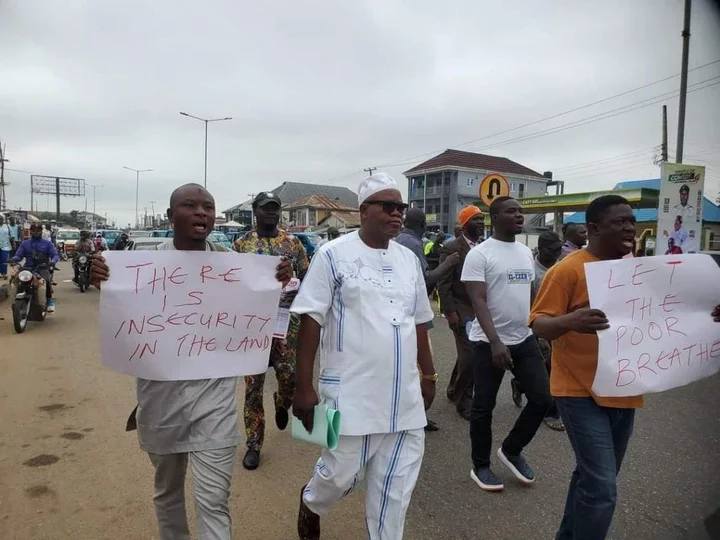 Osun Residents Take to Streets to Protest Tinubu's Economic Policies [PHOTOS/VIDEO]