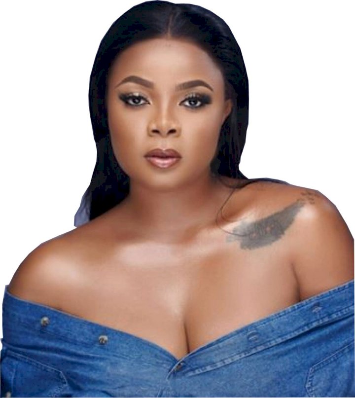 Actress, Bimbo Ademoye dragged for allegedly dating and sharing nude photos with married man